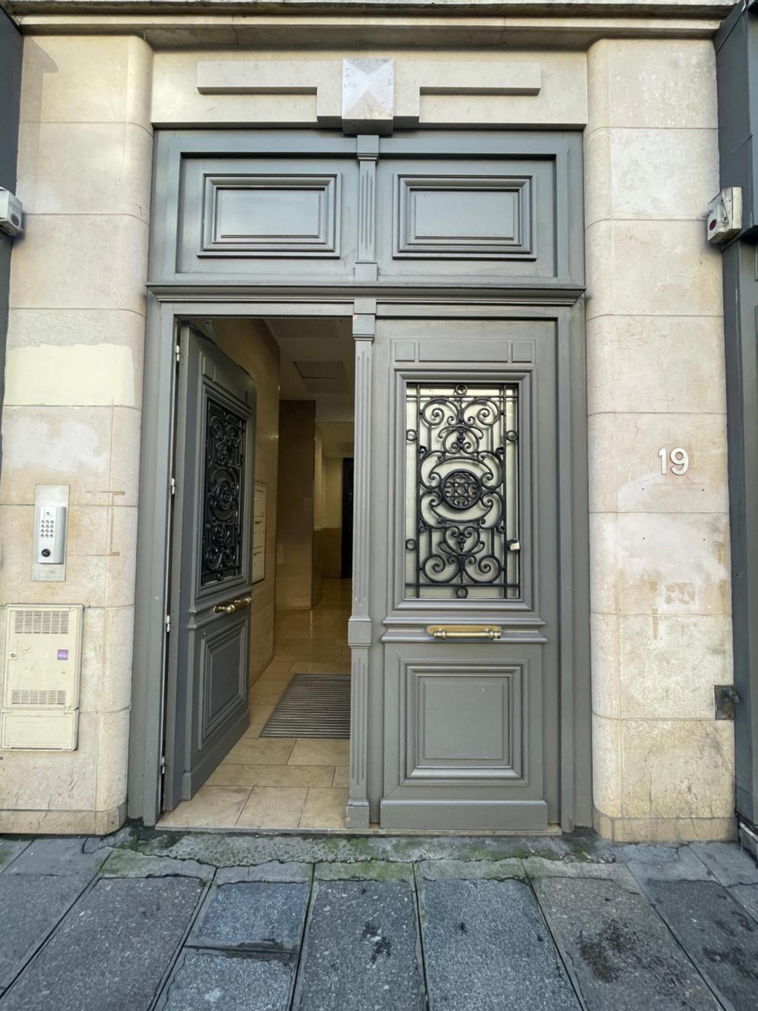 Highstay - Luxury Serviced Apartments - North Marais 2 パリ エクステリア 写真